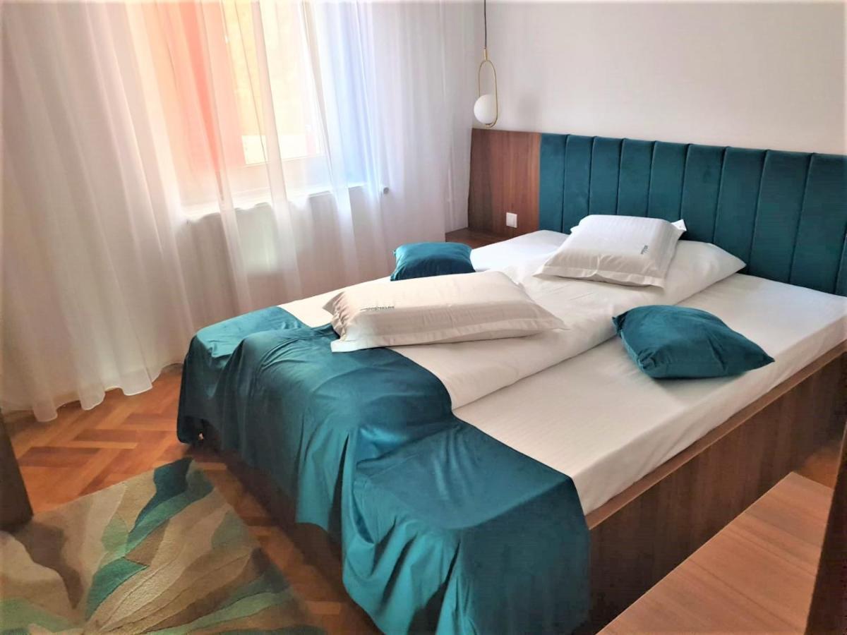 Hotel Galma Moroeni Zewnętrze zdjęcie