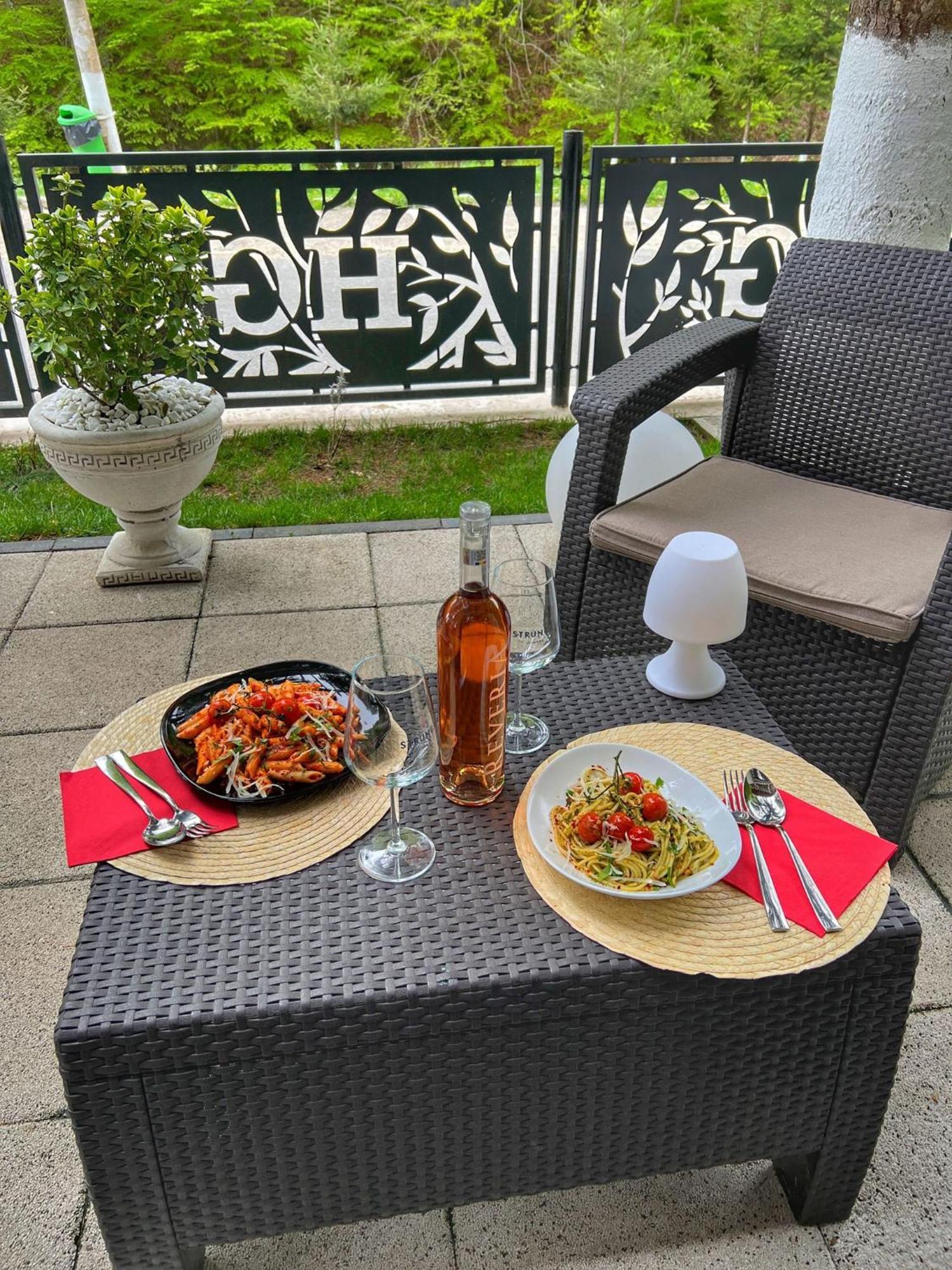 Hotel Galma Moroeni Zewnętrze zdjęcie